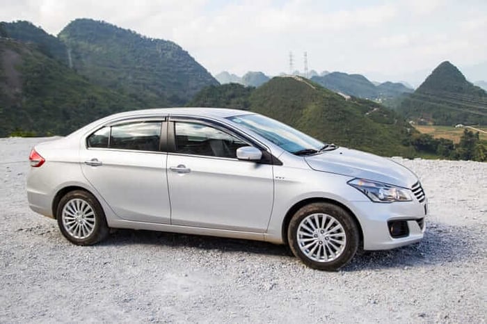 The Suzuki Kizashi: A Discontinued Yet Intriguing Mid-Size Sedan