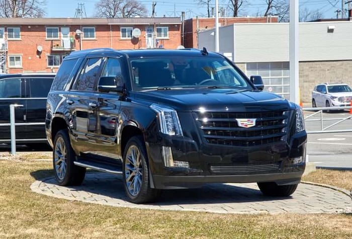 Has the King of Luxury SUVs Gone Electric? A Look at the Cadillac Escalade IQ