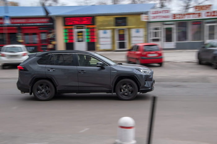 Is the Toyota RAV4 Plug-in Hybrid the Best of Both Worlds?