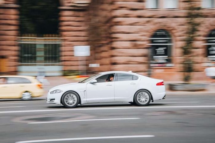 2025 Jaguar XF: A Refined Statement in a Changing Landscape