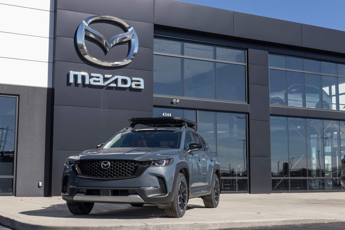 Is the 2026 Mazda CX-50 the Ultimate Blend of Rugged Utility and Premium Style?