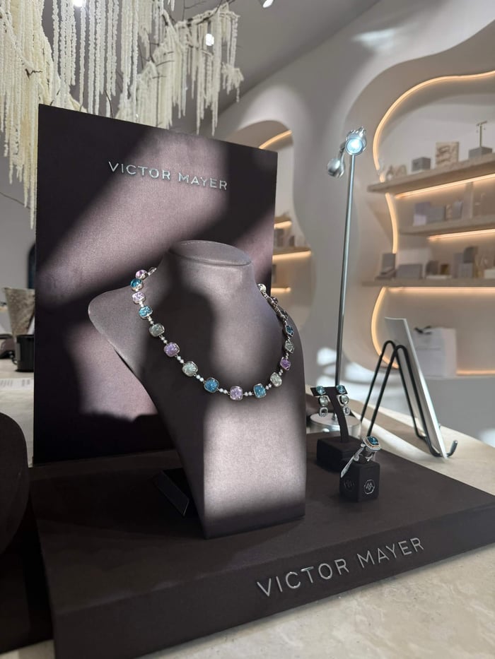 Victor Mayer in Sydney, at Vuoi Jewellery