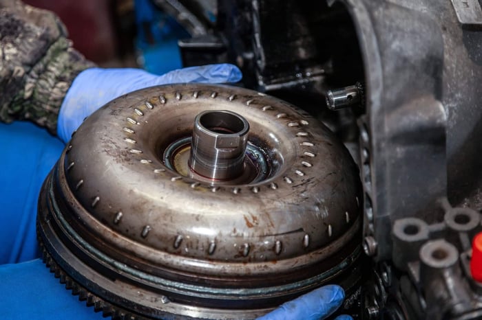 Role of Torque Converters in High-Performance Transmissions