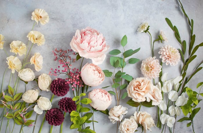 Spray Colouring Blue-Green Eucalyptus Leaves: A Faster Technique
