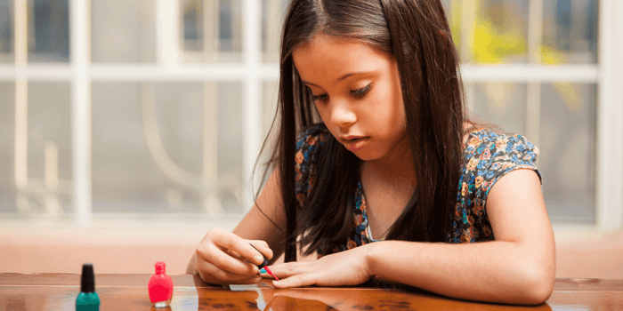 Best Nail Polish for Kids: A Parent-Friendly Guide to Safer, Easier Manicures