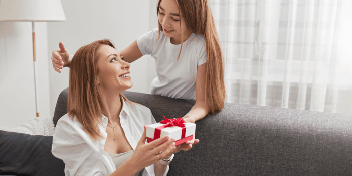 Birthday Gift Guide for 9-Year-Old Girls (Clean Beauty + Conscious Picks)