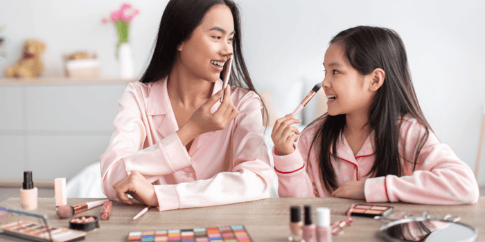 Clean Kids Makeup Set: Ingredients, Labels, and Safer Play