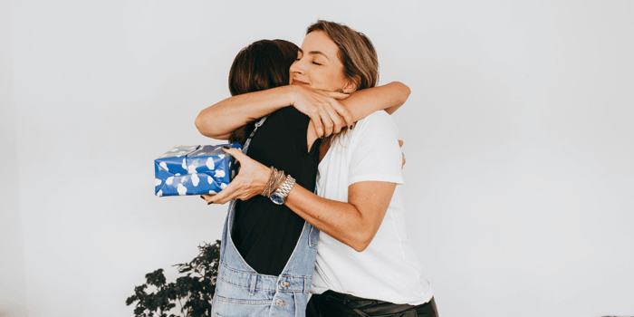 Eid Gift Guide for 9-Year-Old Girls: 5 Thoughtful, Clean + Conscious Picks