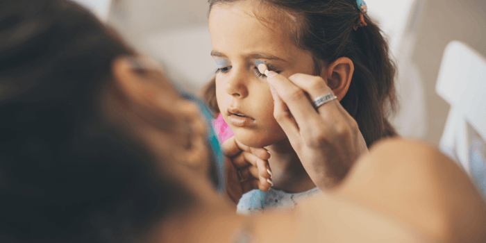 Eyeshadow Makeup for Kids: What Parents Should Check First