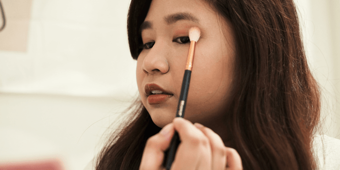 Eyeshadow Tutorial for Kids: What to Know Before You Buy