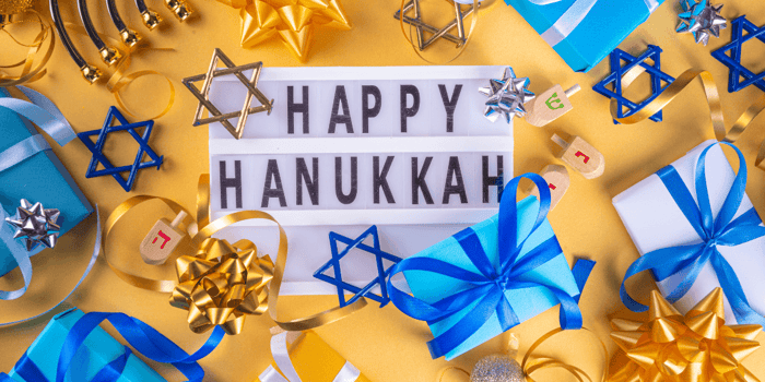 Hanukkah 2026 Gift Guide for 8-Year-Old Girls (Clean Beauty + Conscious Picks)