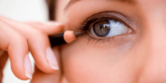 Ingredients to Avoid in Mascara for Sensitive Eyes: What to Know Before You Buy