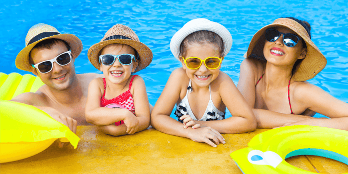 Is Lip Gloss Good for Kids? A Parent Guide to Age-Appropriate, Cleaner Choices