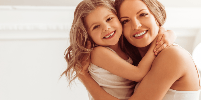 Kid Lip Gloss: Ingredients Parents Should Check Before Buying