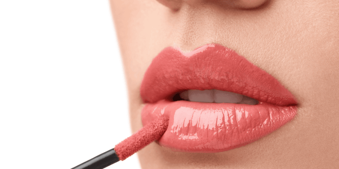 Kid Lip Gloss: Ingredients Parents Should Check Before Buying