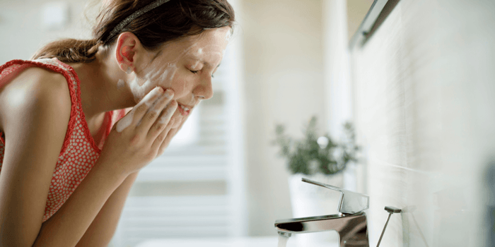 Kids Face Cleanser Ingredients to Avoid: A Parent Guide
