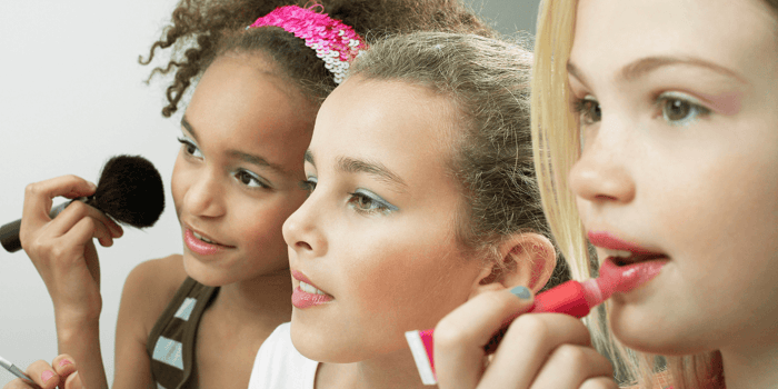 Kids foundation makeup: What parents should check first (labels, shade, and safe wear)