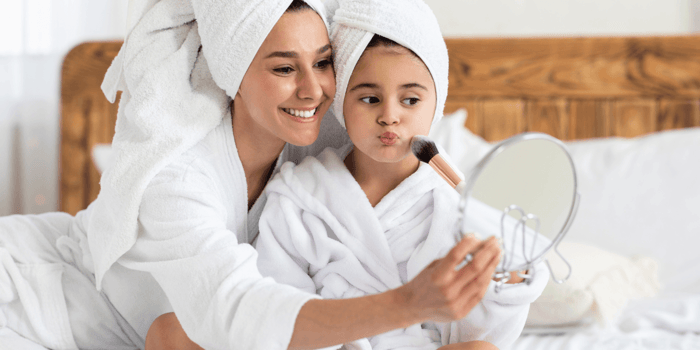 Kids Safe Makeup Kit: Ingredients, Labels, and Safer Play