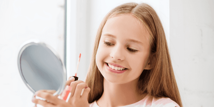 makeup looks for kids during safe pretend beauty play for 7-year-olds