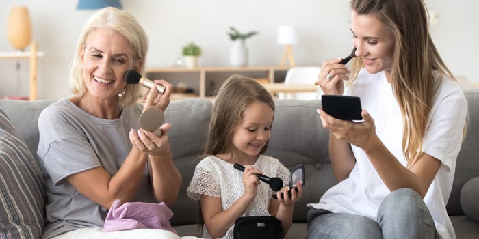 Non-toxic Kids Blush vs Mainstream Blush: What to Know Before You Buy