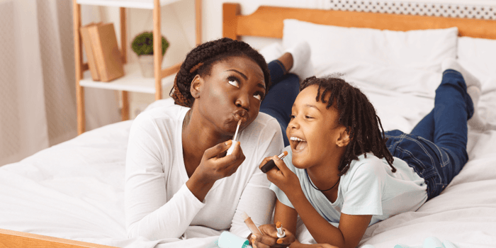 Non Toxic Kids Makeup Kit: Ingredients, Labels, and Safer Play