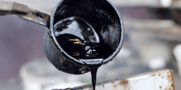 non toxic play makeup. a picture illustrating processing of some toxic play makeup ingredient commonly used in the industry