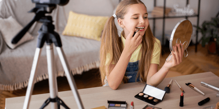 Nontoxic Makeup for Kids: Ingredients, Labels, and Safer Play