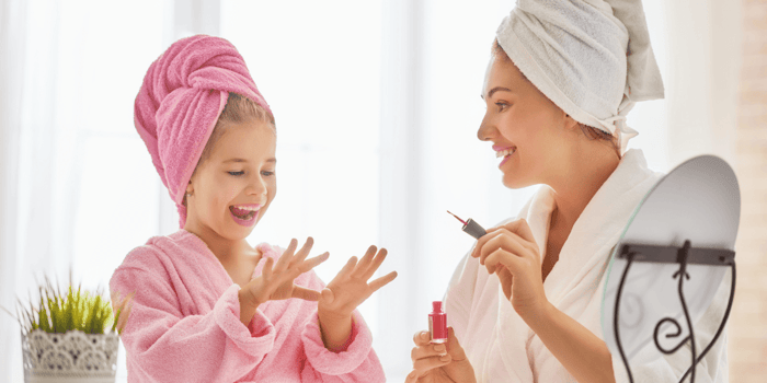 Nontoxic Nail Polish for Kids: Age, Safety, and Label Checks Parents Can Actually Use
