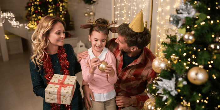 Pink Christmas Nails Bundle: What to Know Before You Buy (Christmas 2026)