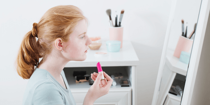 Play Makeup Kit: What Parents Should Check First