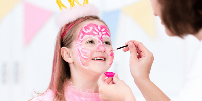 Play makeup set: What parents should check first