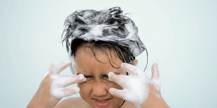 Safe Shampoo and Conditioner for Kids: Ingredients to Look For and Avoid (Plus How to Shop)