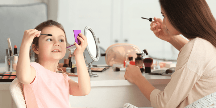 What makeup can kids use? A parent guide to age-appropriate, clean beauty play