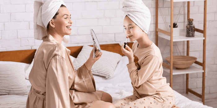 What should a 10 year old use for makeup? A parent-ready guide to first products