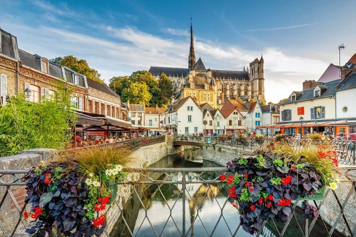 Où vendre une collection de timbres à Amiens et en Picardie en 2026 ?