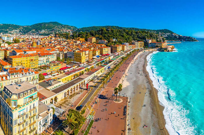Où vendre une collection de timbres à Nice, Toulon et sur la Côte d'Azur en 2026 ?