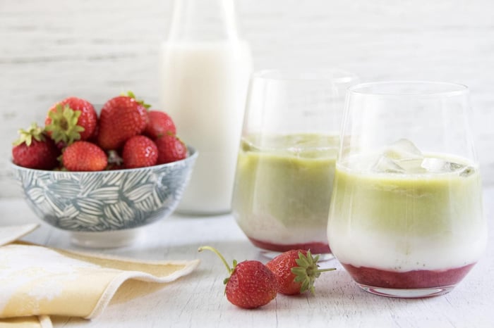 MATCHA LATTE AUX FRAISES