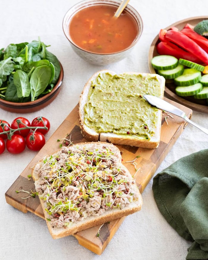 Sandwich thon, avocat et citron