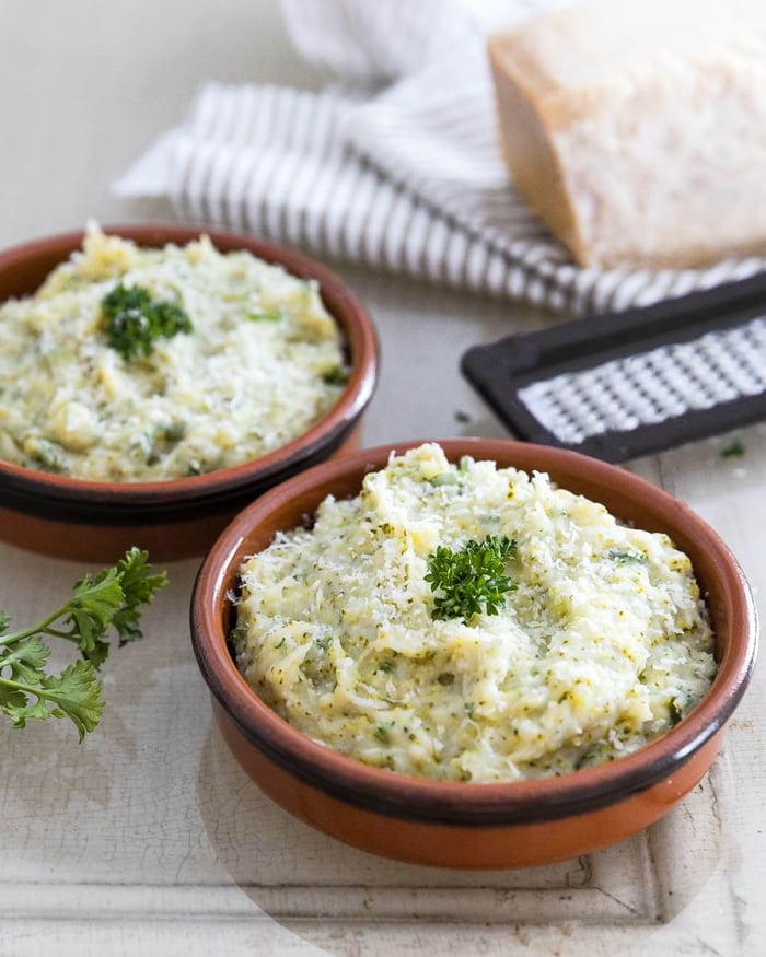Purée de pommes de terre, brocoli et parmesan