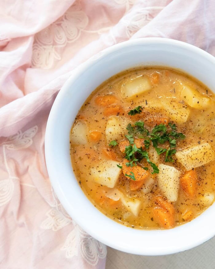 Soupe de pommes de terre et carottes