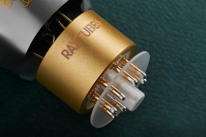 The Ray Tubes RESERVE 6SN7, now including an optional rubber damper.