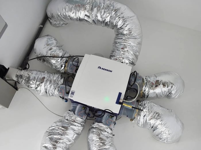 Zentrale Lüftungsanlage im Altbau nachrüsten: Die Lösung bei Kernsanierung