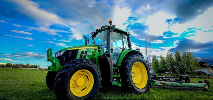 John Deere: Top Tractor Models for Small Farms and Landscaping Businesses