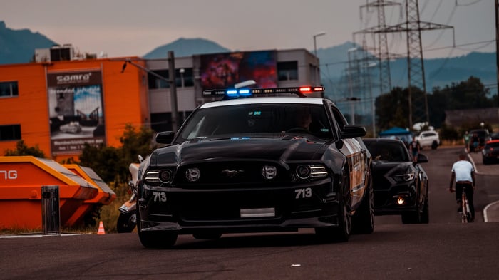 Ultimate Guide to the Pros and Cons of Buying a Used Police Car