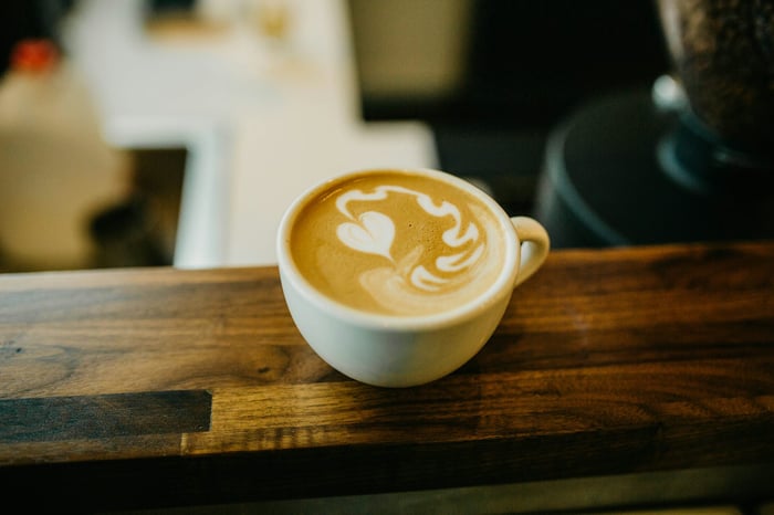 União Europeia e EUA importam 2/3 dos cafés em nível mundial