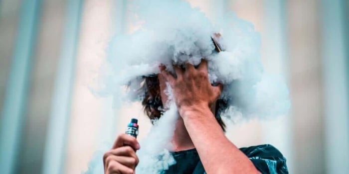 Cloud Chasing on 0%: VG/PG Basics and Settings for Thick Vapor