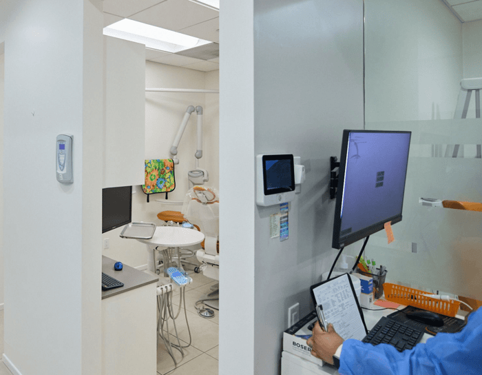 Veneers Vs Bonding For Improving Chipped Or Uneven Teeth: Which Is Right For You?