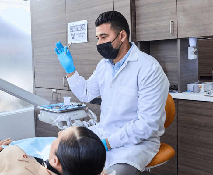 A person talking to another person