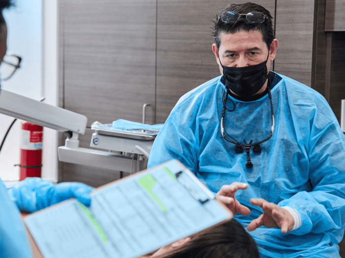 Periodontist Evaluation Signs For Gum Health Concerns