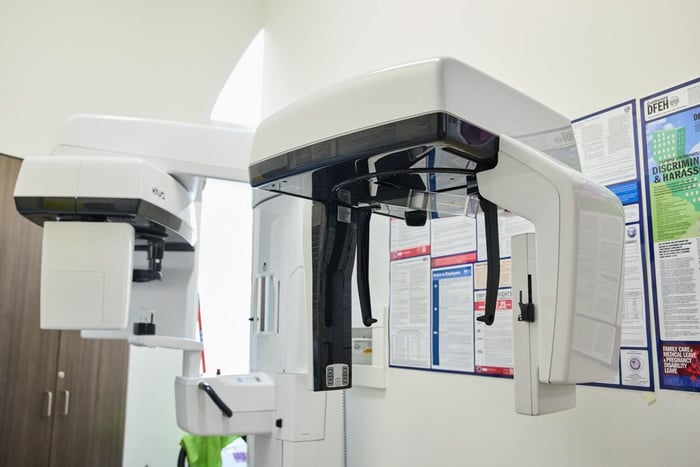 A photo of a dental machine